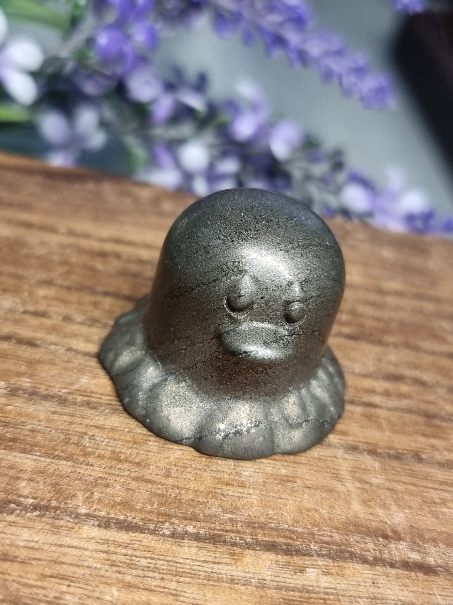 Pyrite diglet carving