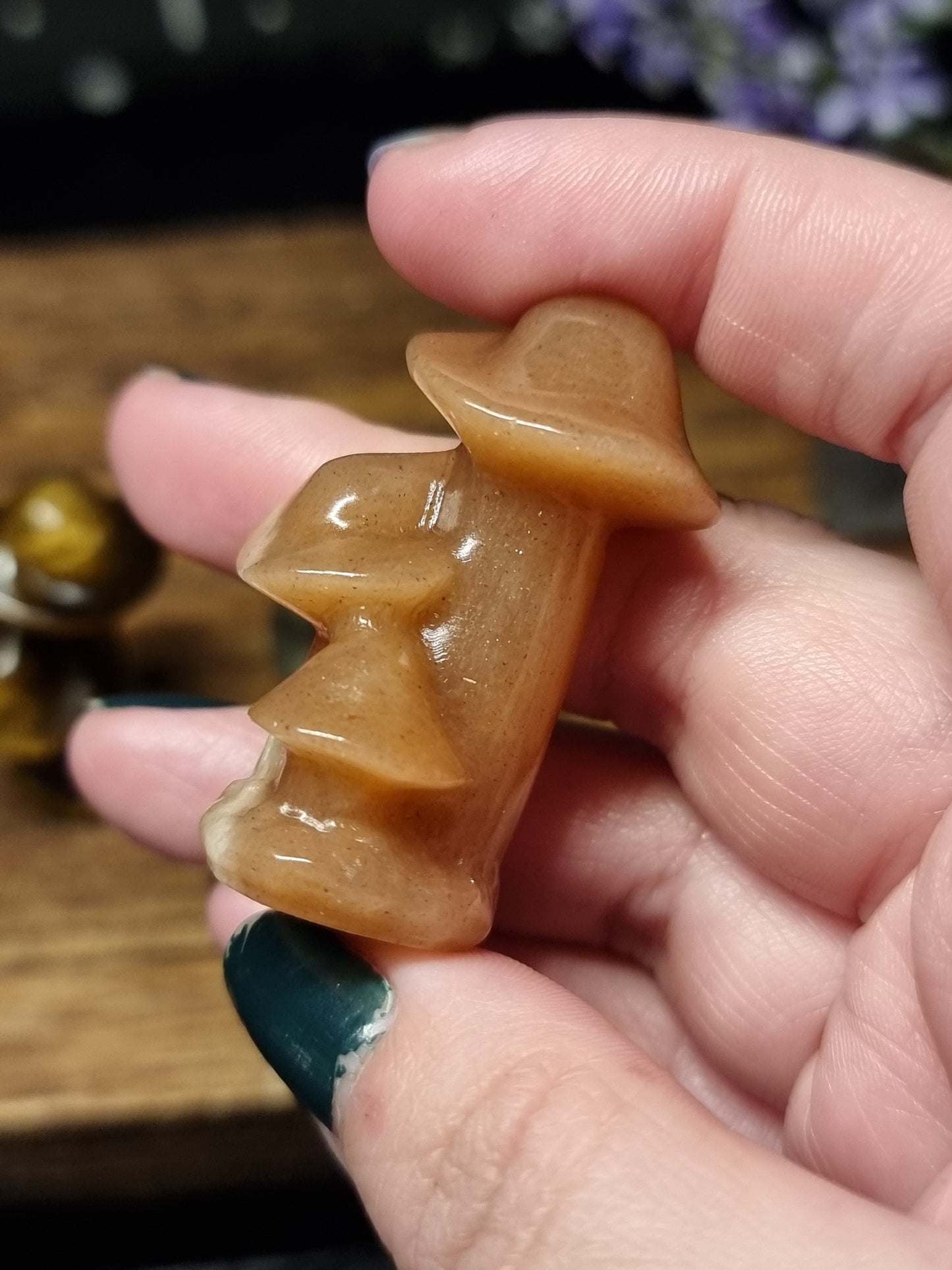 Triple mushroom carvings