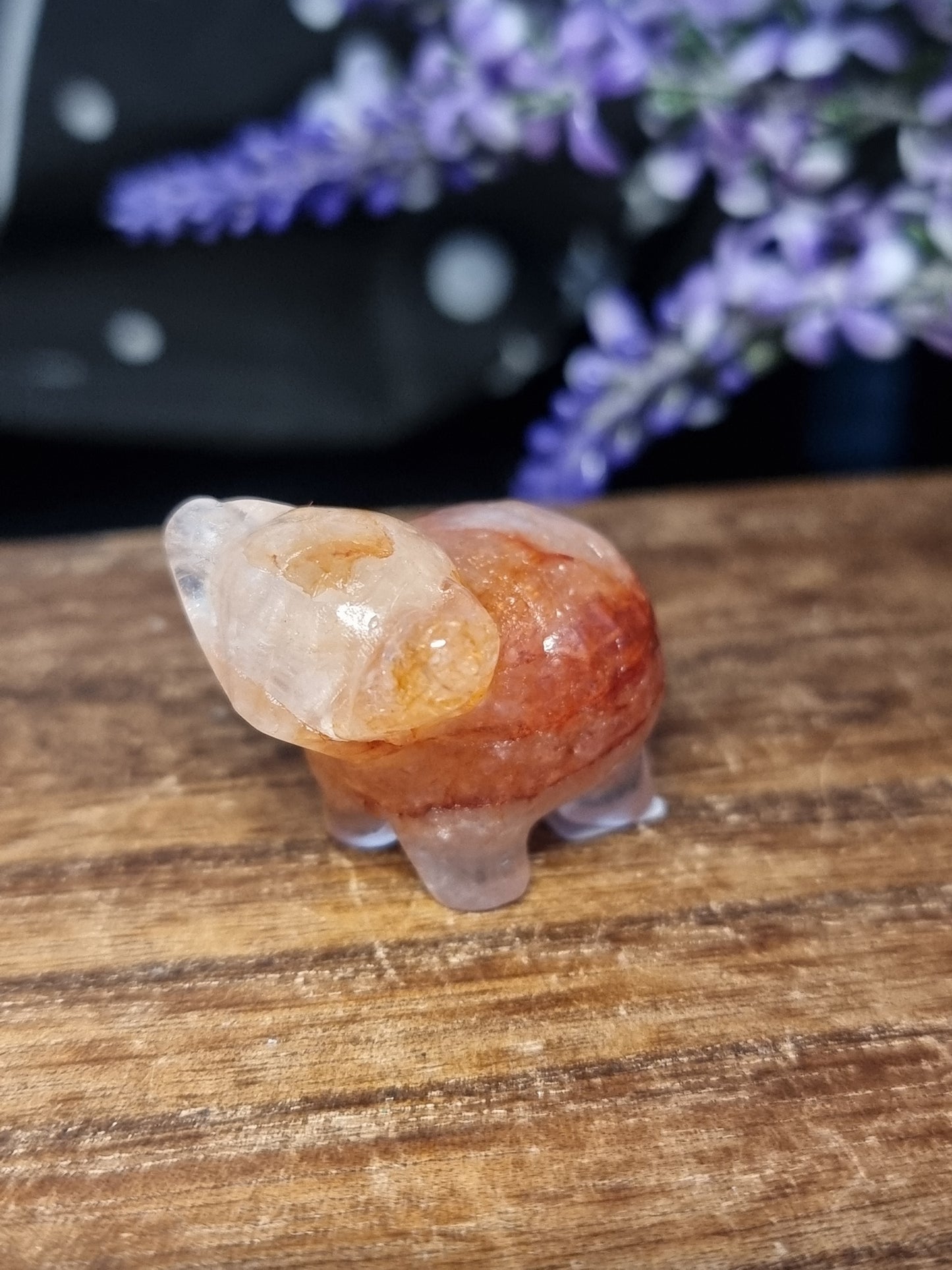 Fire quartz cow carving