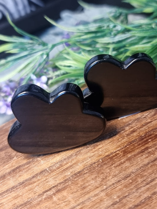 Obsidian clouds
