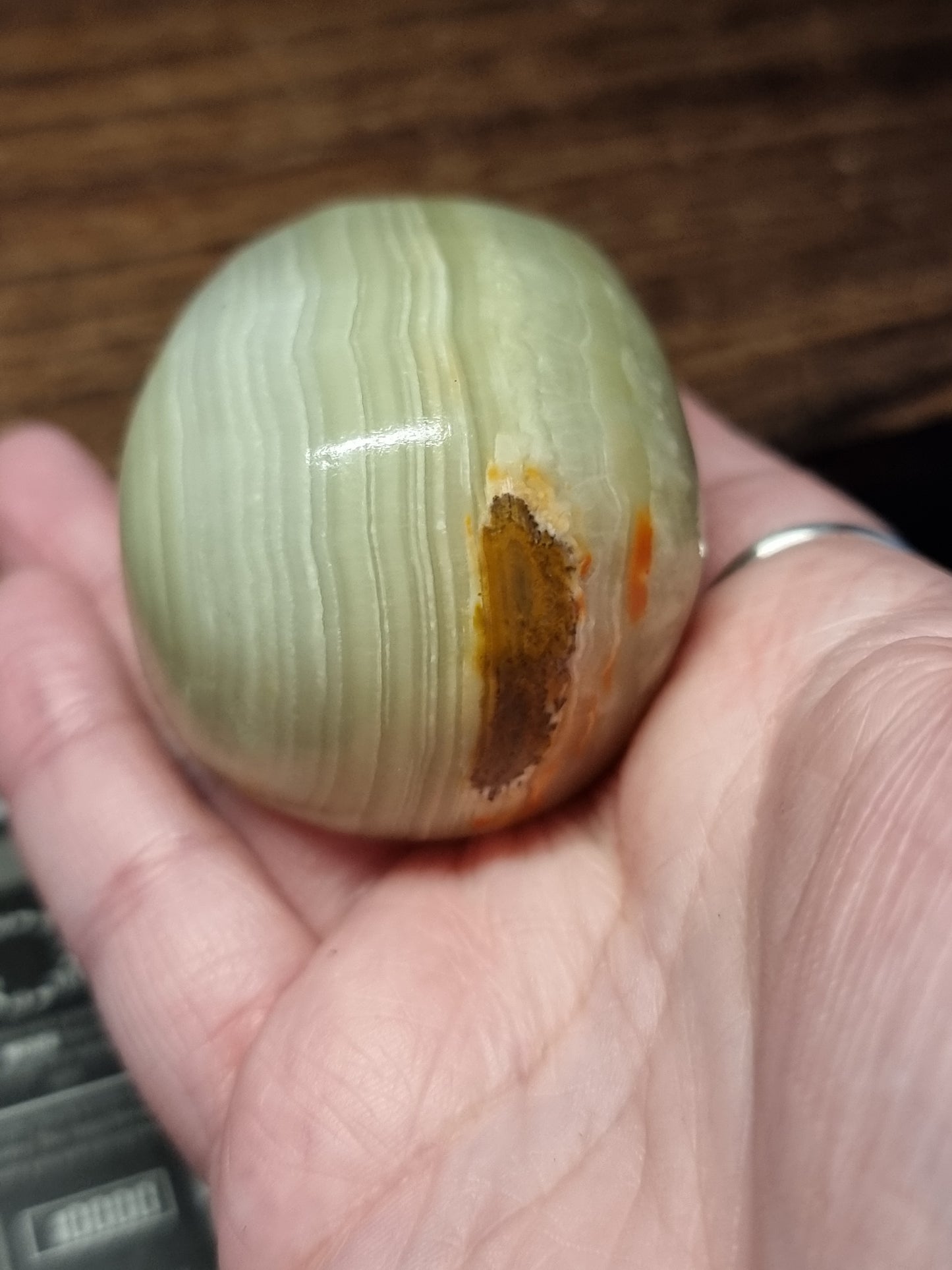 Green banded calcite skull