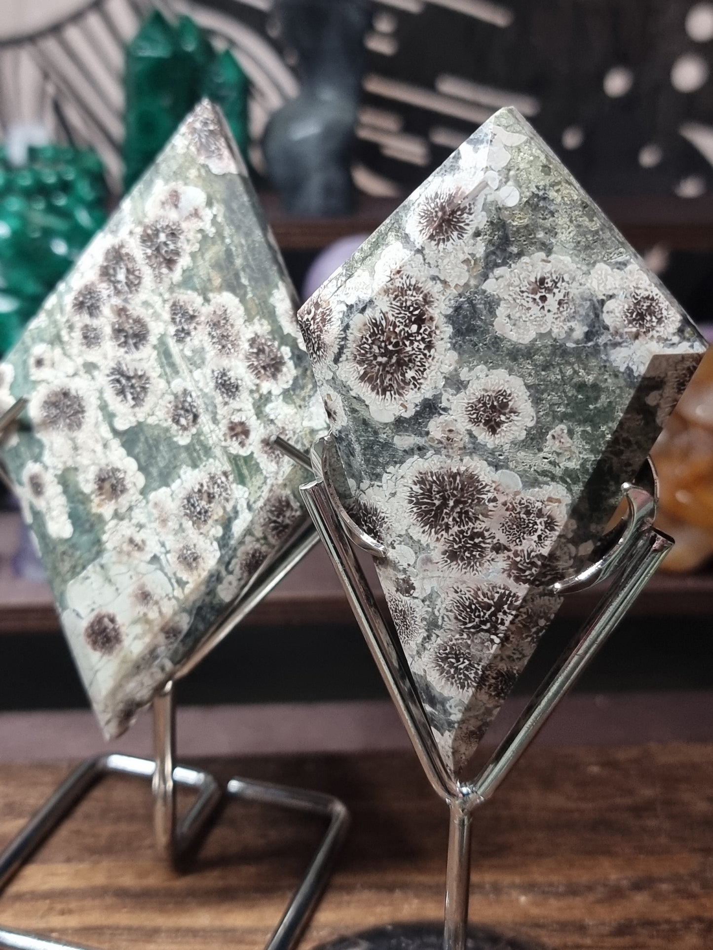 Green sakura jasper diamonds