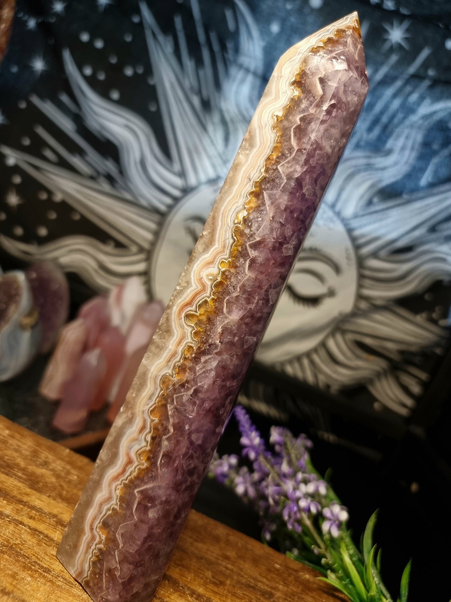 Amethyst mexican lace agate tower *chipped on side