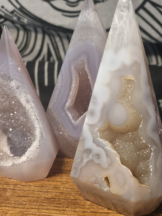 Druzy agate points