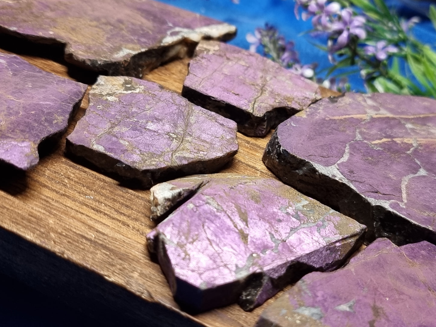 Purpurite slices