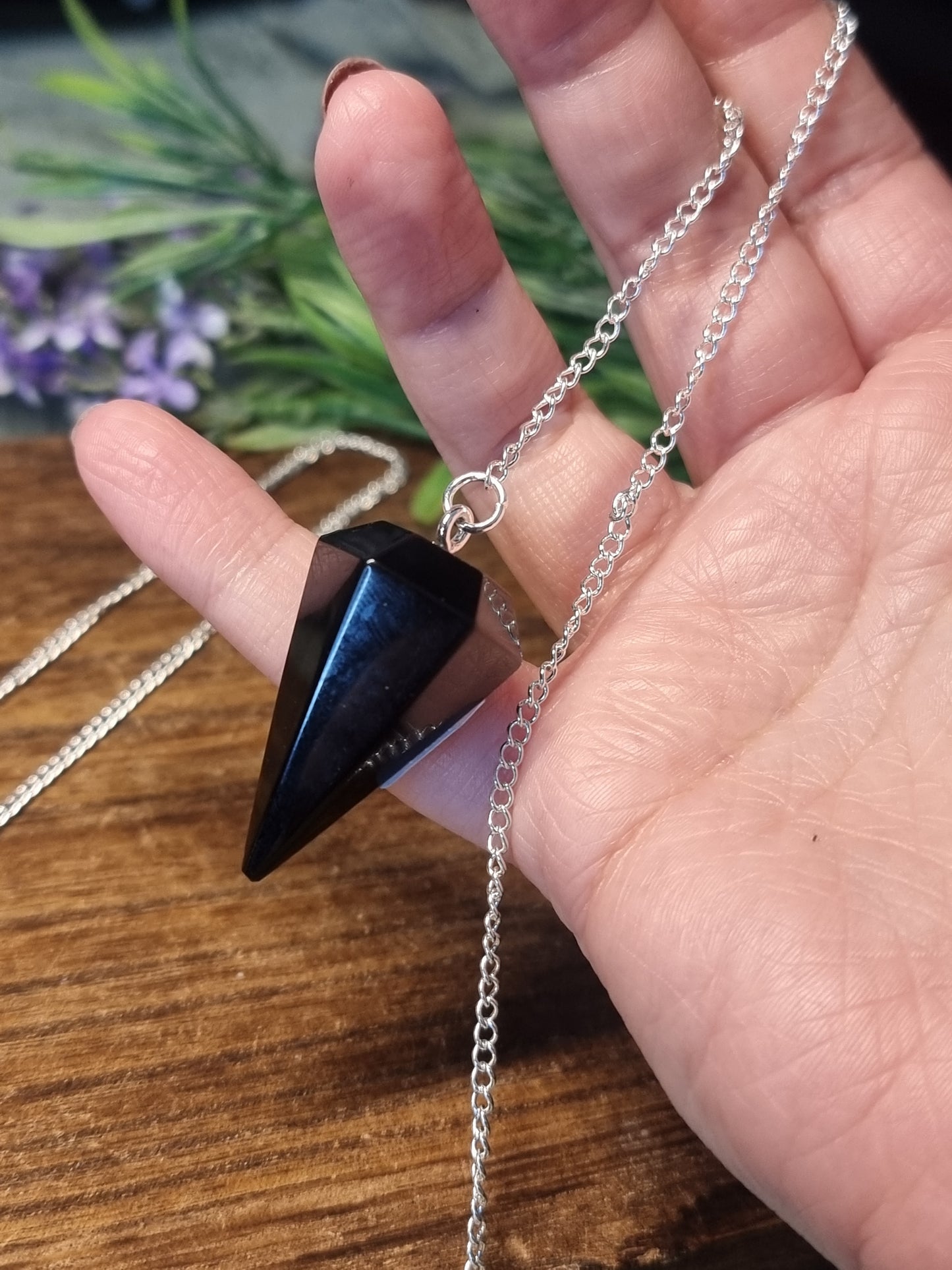 Obsidian pendulums
