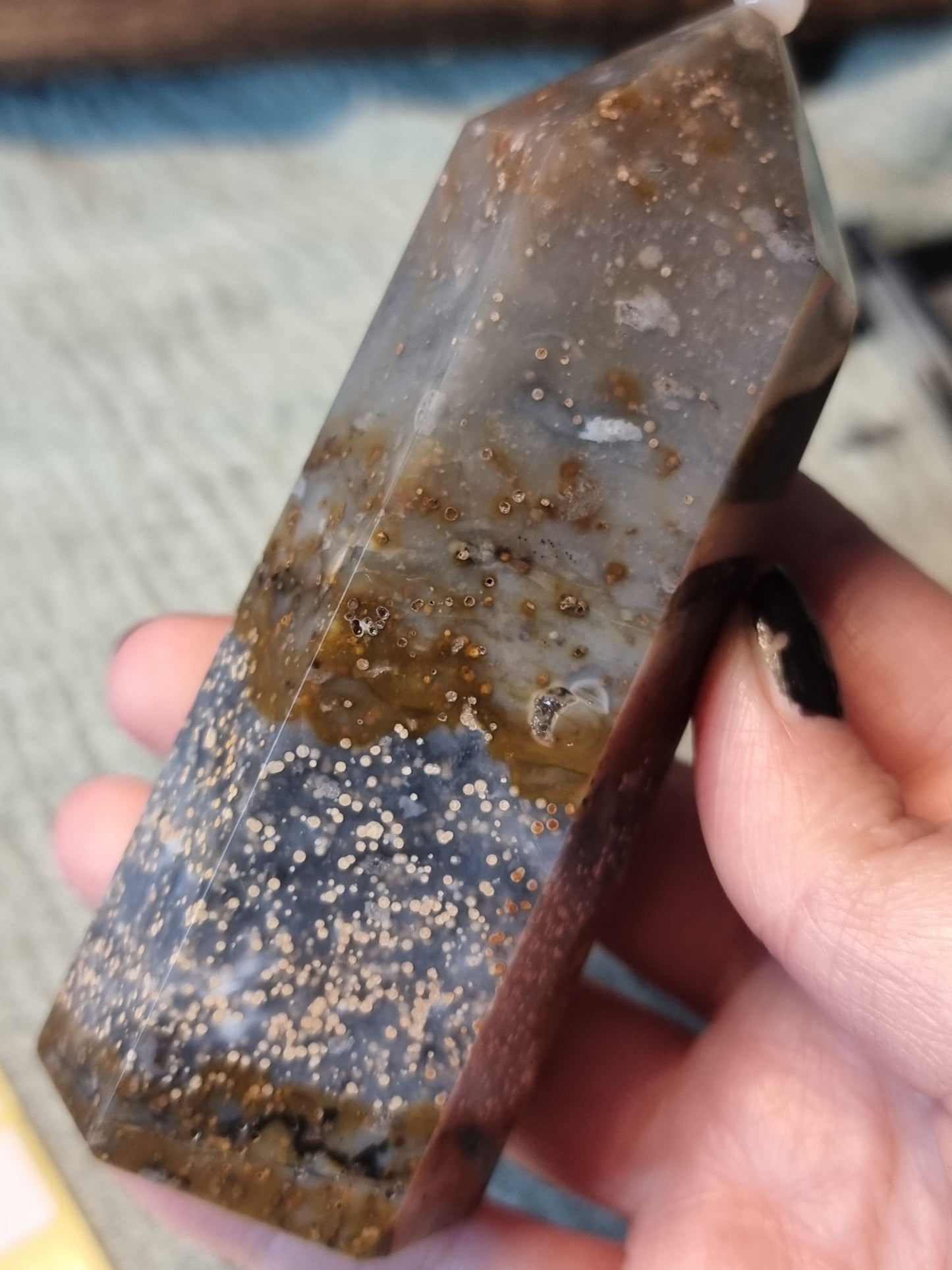 Starry sky agate towers
