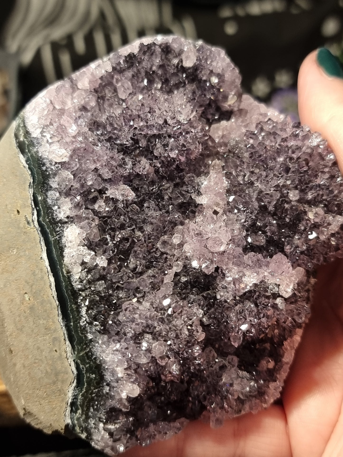 Amethyst cutbase B