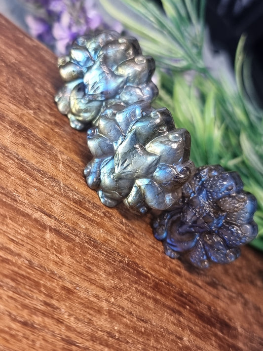 Labradorite 9 tail fox carvings