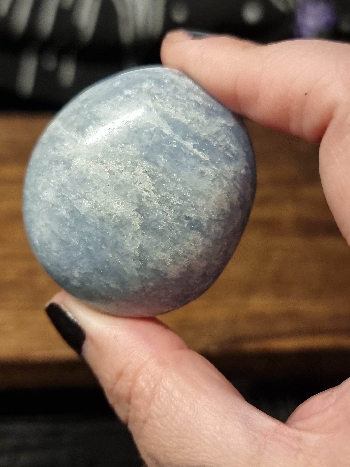 Blue calcite palmstones