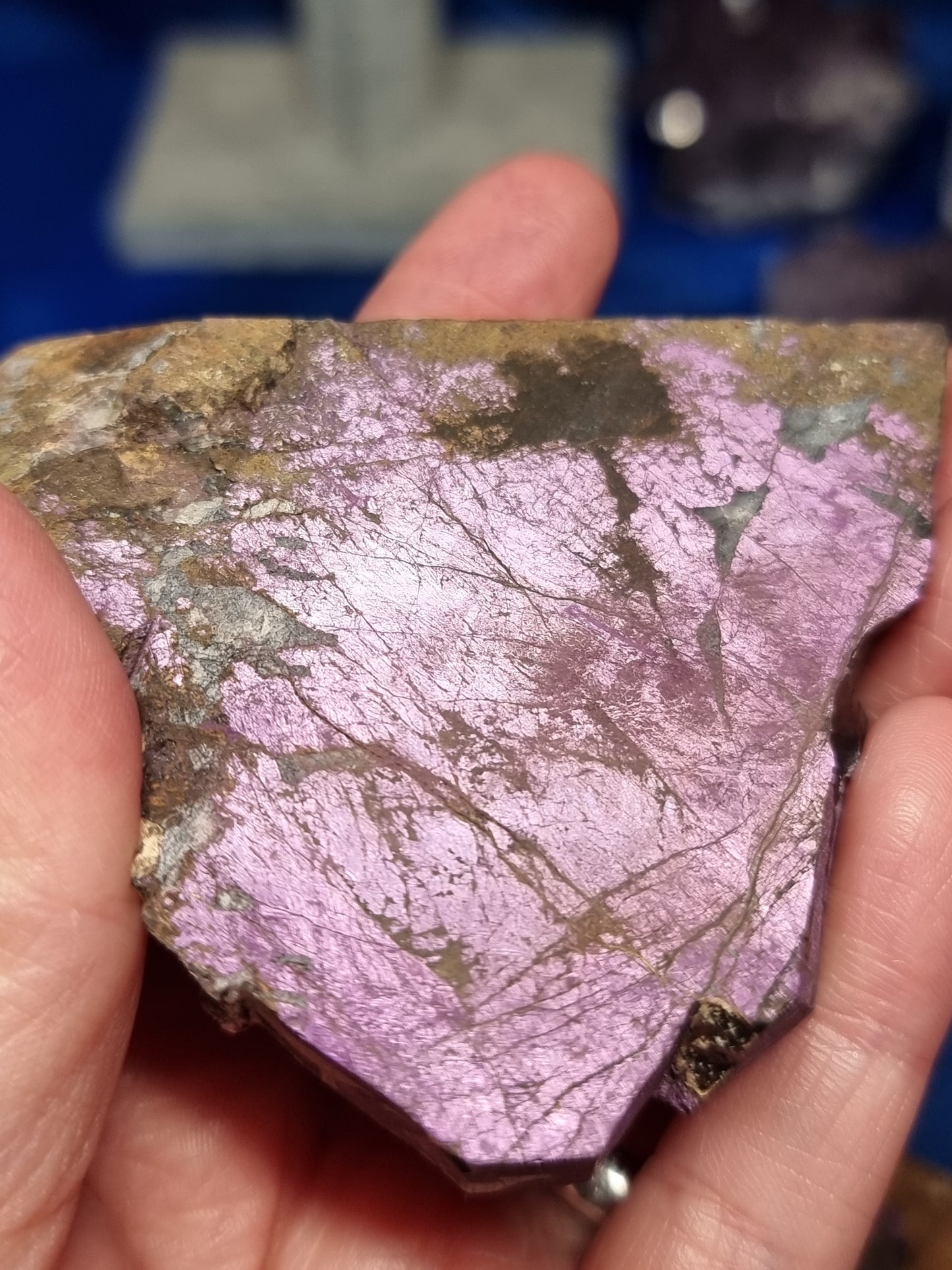 Purpurite slices