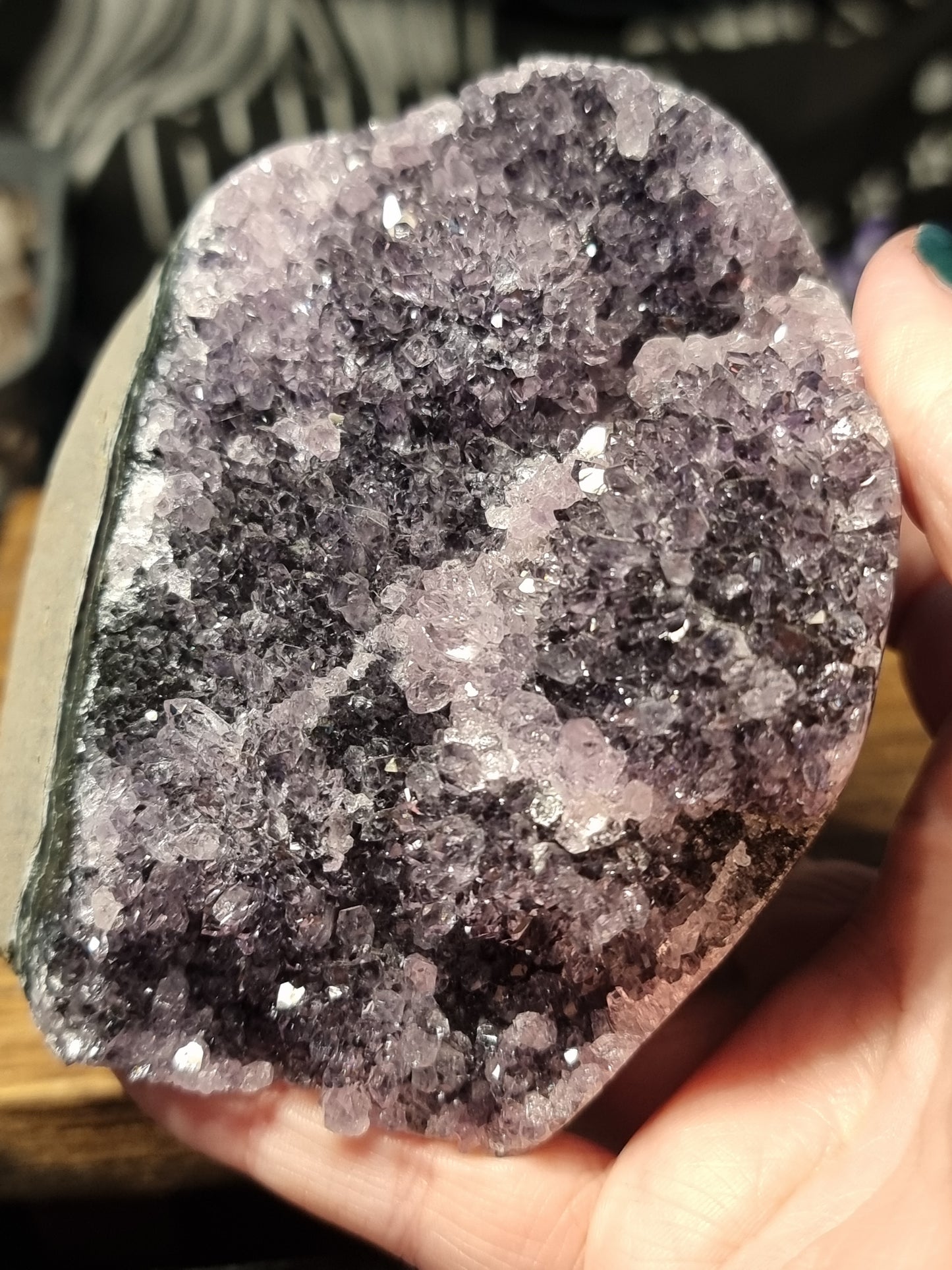 Amethyst cutbase B
