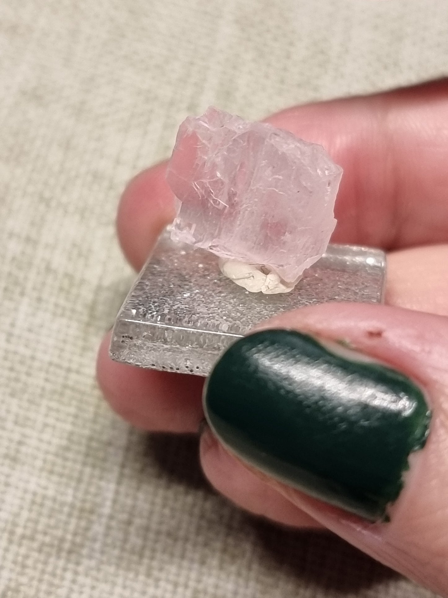 Gem kunzite specimens