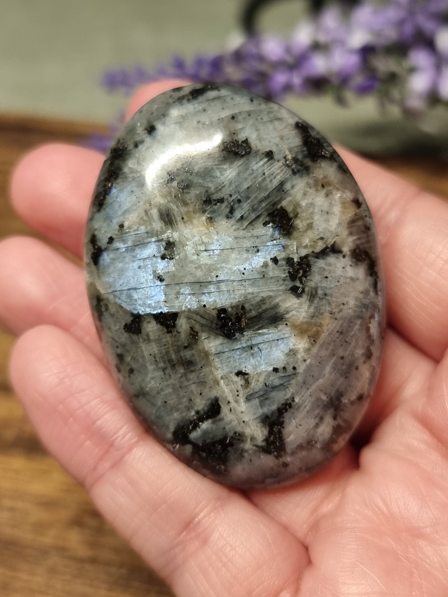 Larvikite palmstones