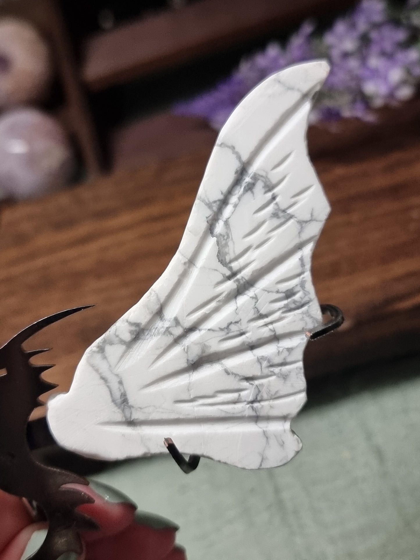 Howlite dragon wings