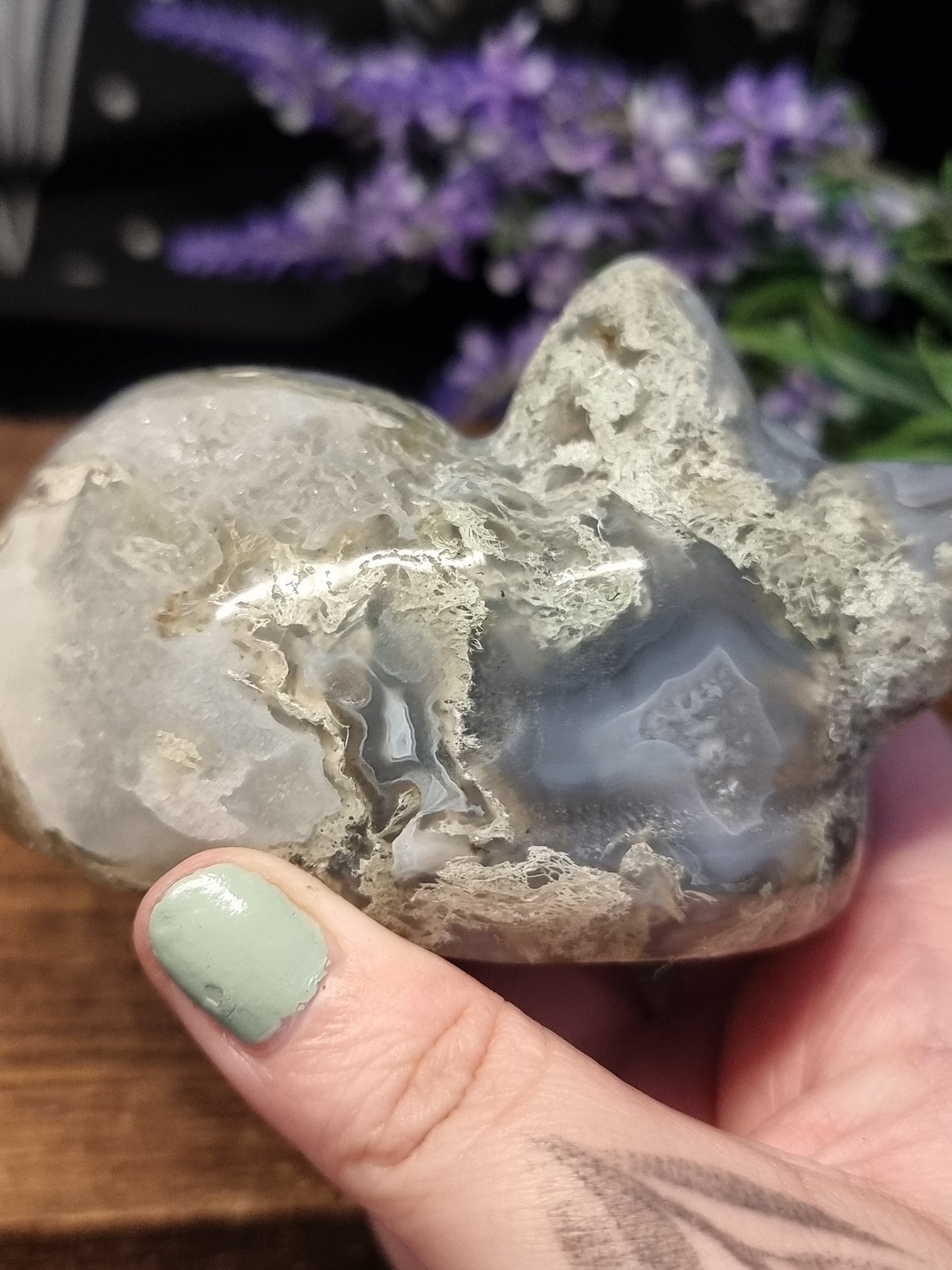Moss agate sleeping cat carving