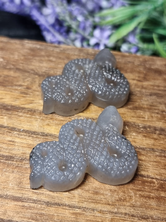 Volcano agate snakes
